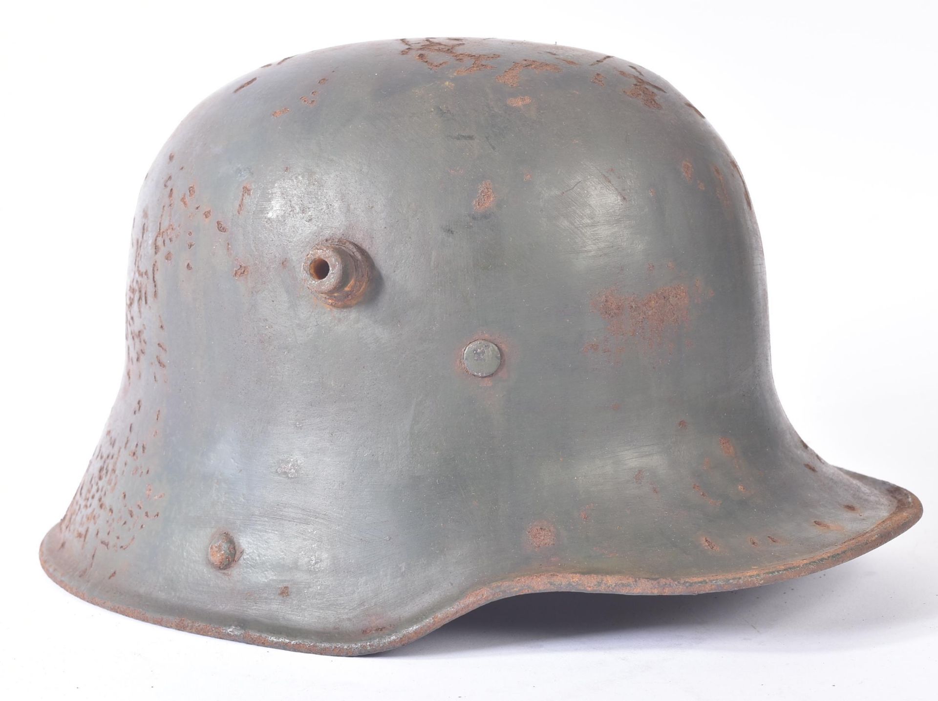 WWI FIRST WORLD WAR IMPERIAL GERMAN M16 STAHLHELM HELMET - Image 3 of 5