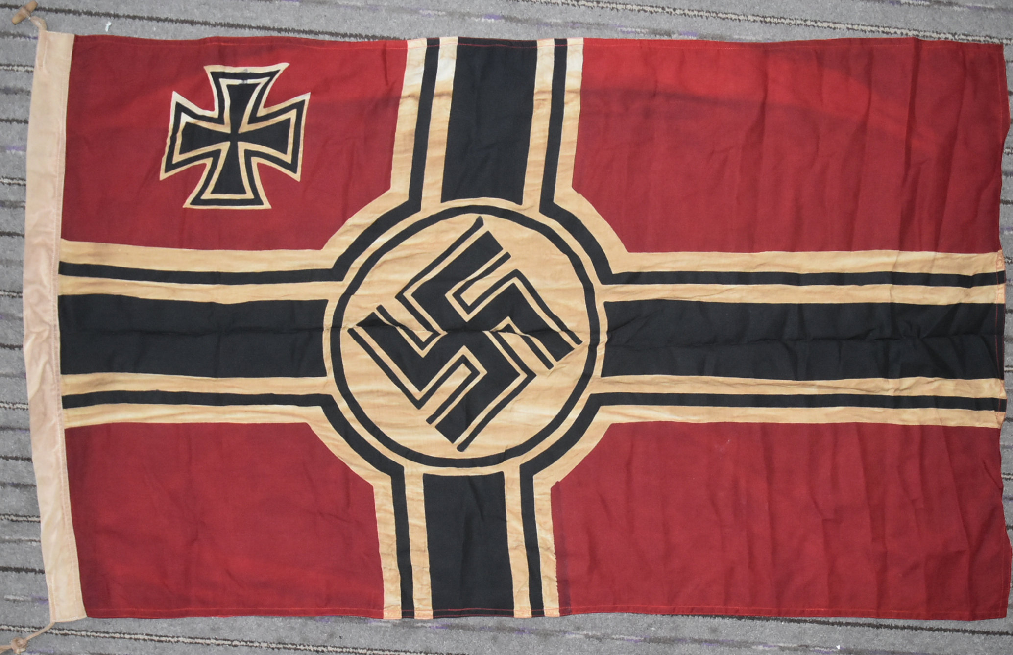 WWII SECOND WORLD WAR GERMAN THIRD REICH BATTLE FLAG