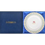 RMS TITANIC - ROYAL WORCESTER REPLICA FIRST CLASS PLATE