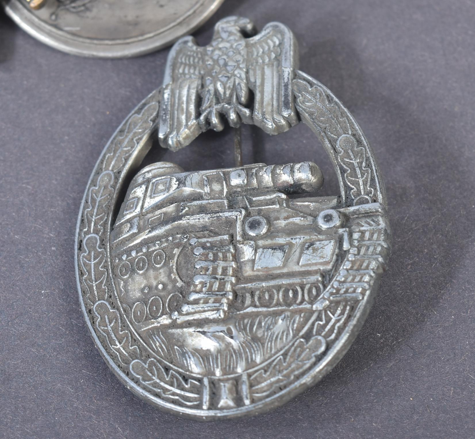 POST WWII SECOND WORLD WAR GERMAN DENAZIFIED MEDAL GROUP - Image 2 of 5
