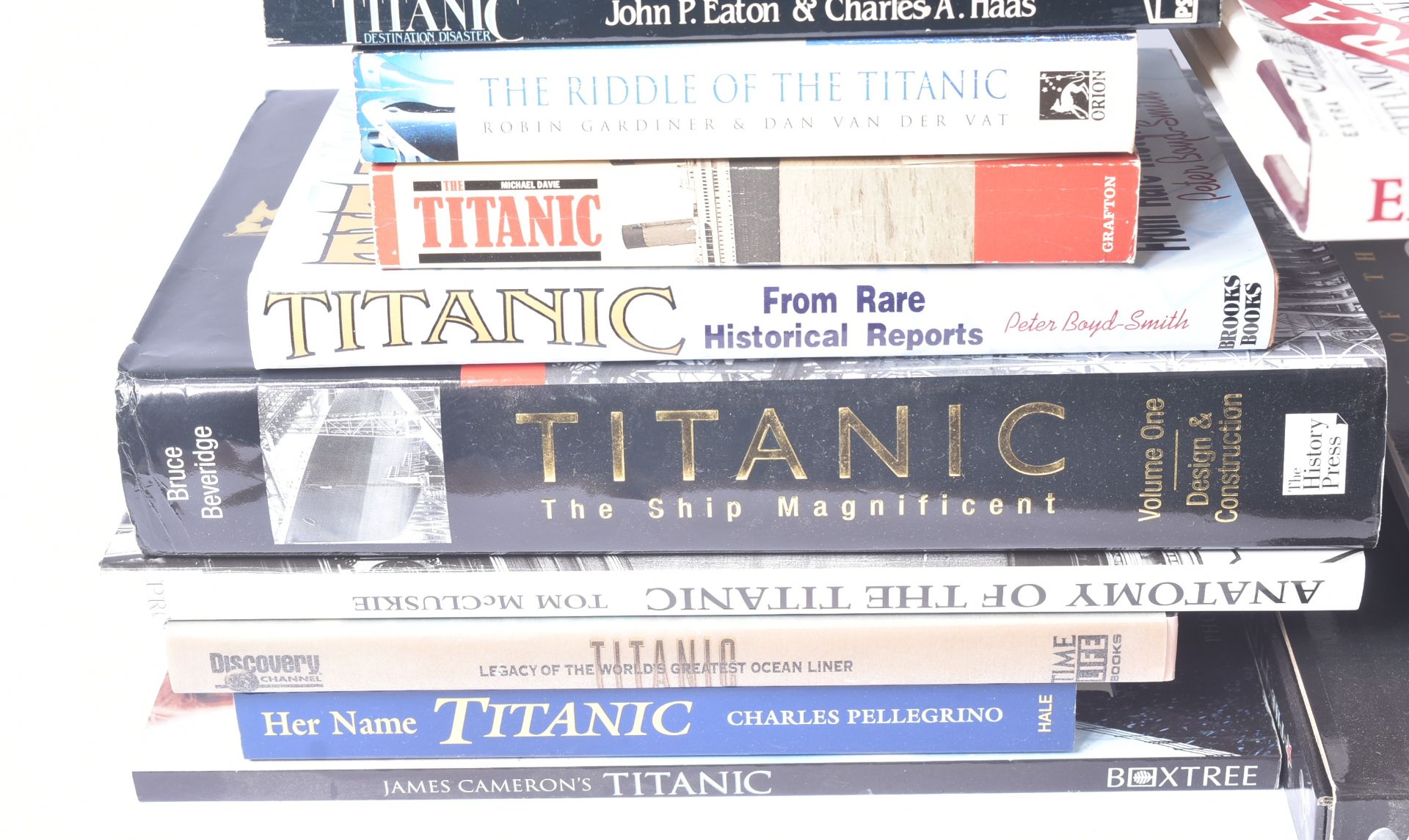RMS TITANIC - COLLECTION OF ASSORTED BOOKS - Image 3 of 6