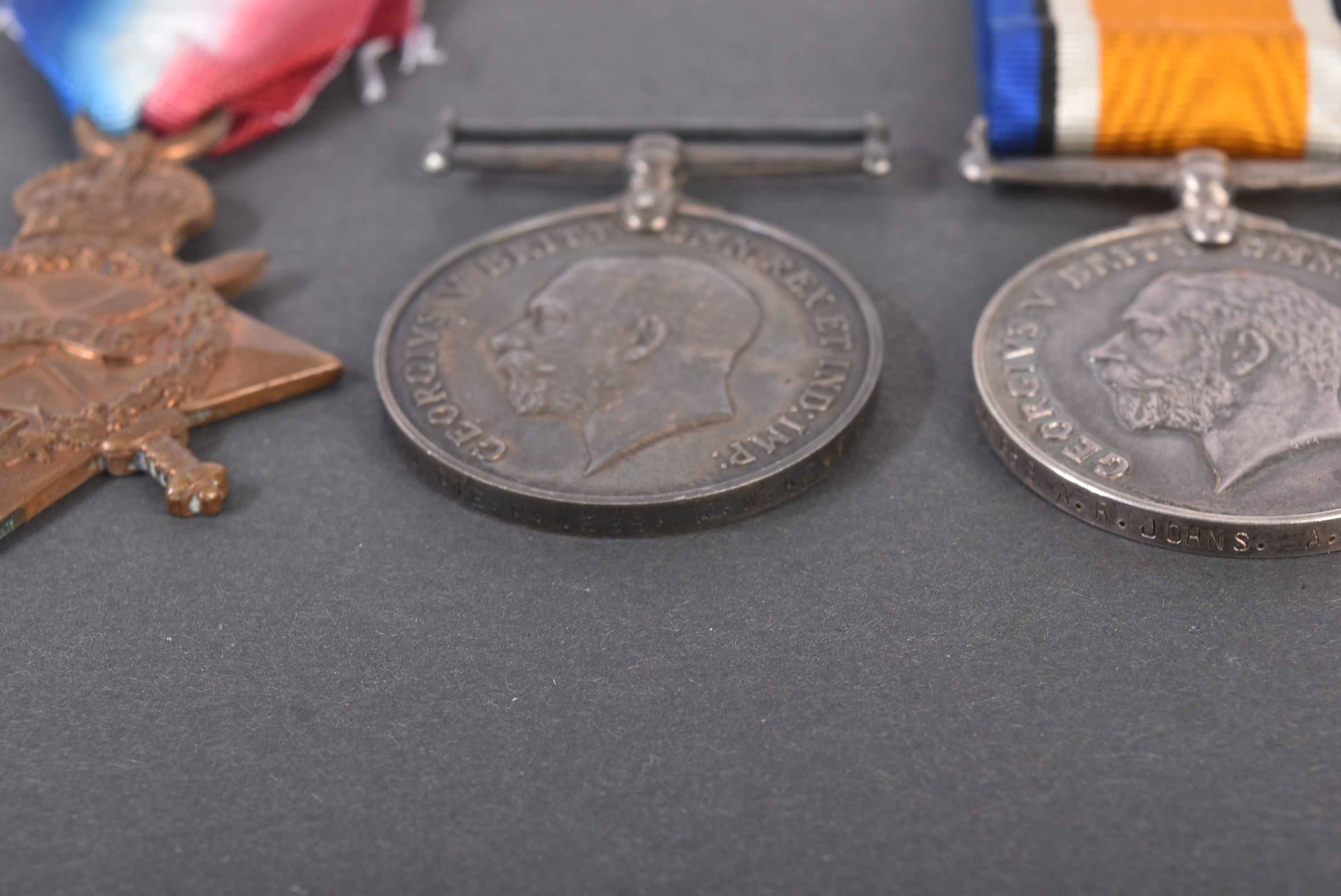 COLLECTION OF UNRELATED FIRST WORLD WAR CAMPAIGN MEDALS - Image 7 of 7