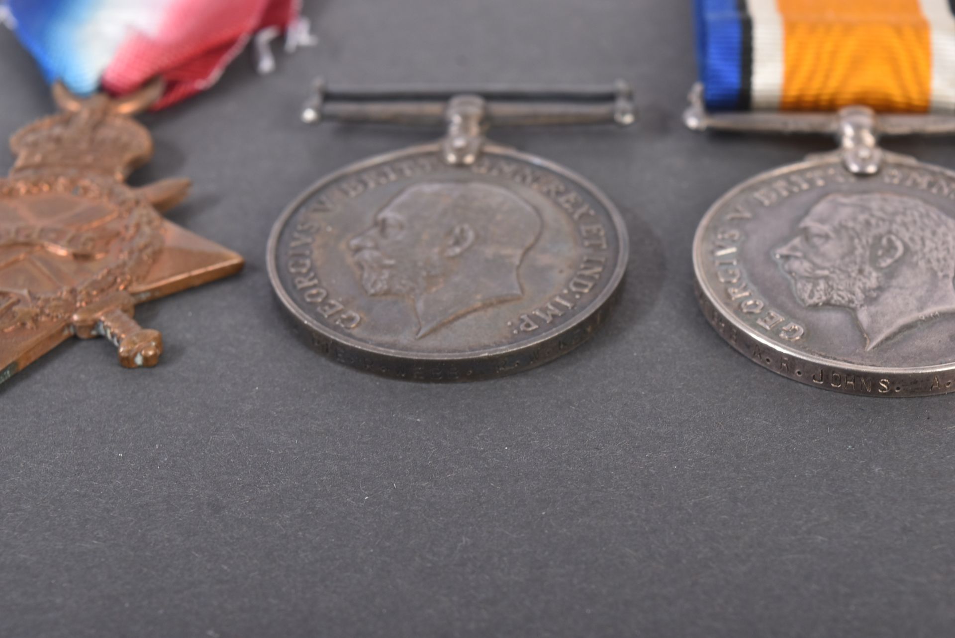 COLLECTION OF UNRELATED FIRST WORLD WAR CAMPAIGN MEDALS - Bild 7 aus 7