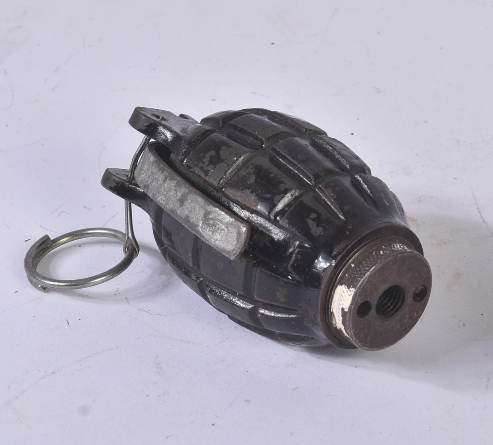 WWII SECOND WORLD WAR BRITISH ARMY MILLS BOMB HAND GRENADE - Image 6 of 6