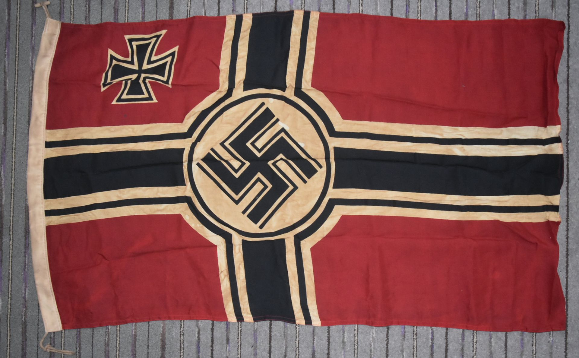 WWII SECOND WORLD WAR GERMAN THIRD REICH BATTLE FLAG