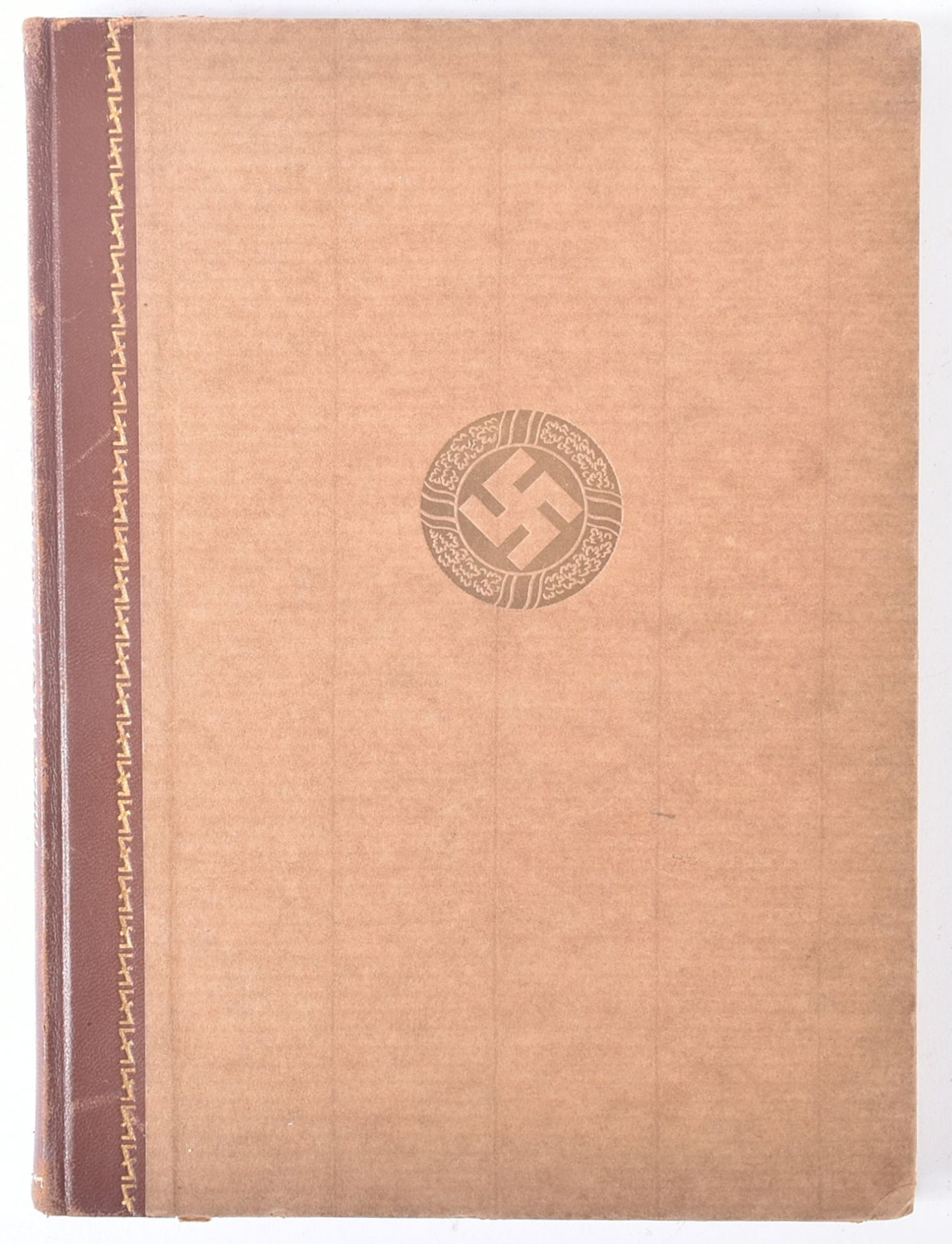 SECOND WORLD WAR GERMAN BOOK ' THE UNKNOWN HITLER '