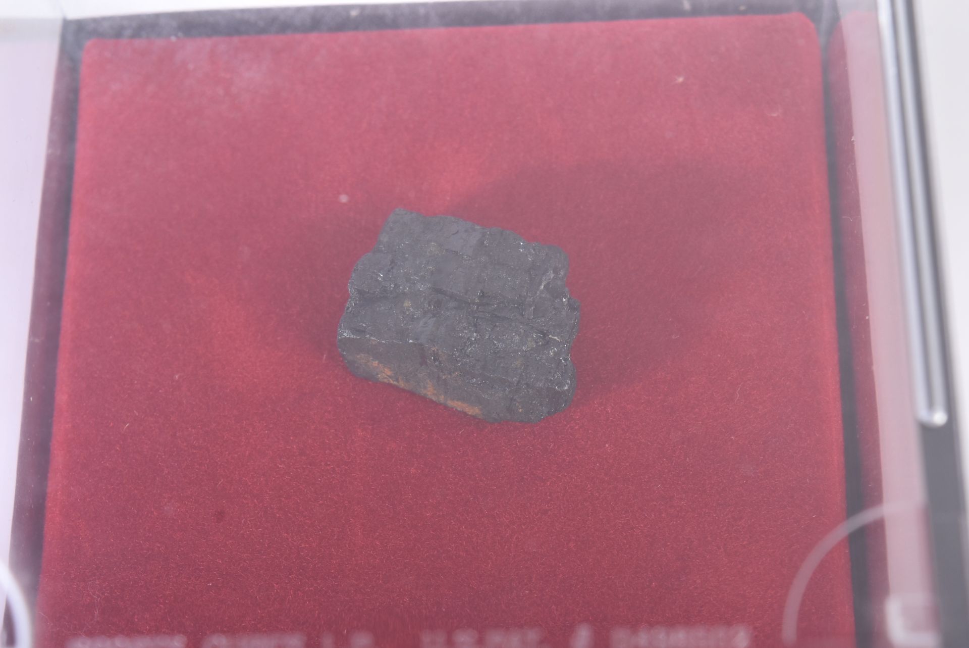 RMS TITANIC - PIECE OF COAL FROM THE WRECKAGE - Bild 2 aus 5