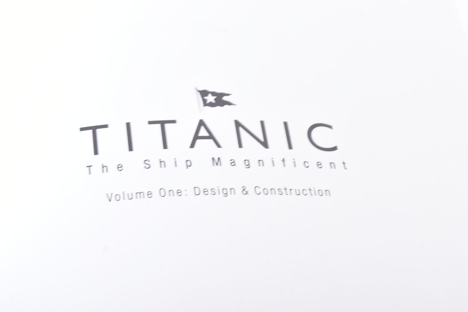 RMS TITANIC - THE SHIP MAGNIFICENT - THE HISTORY PRESS - Image 4 of 5