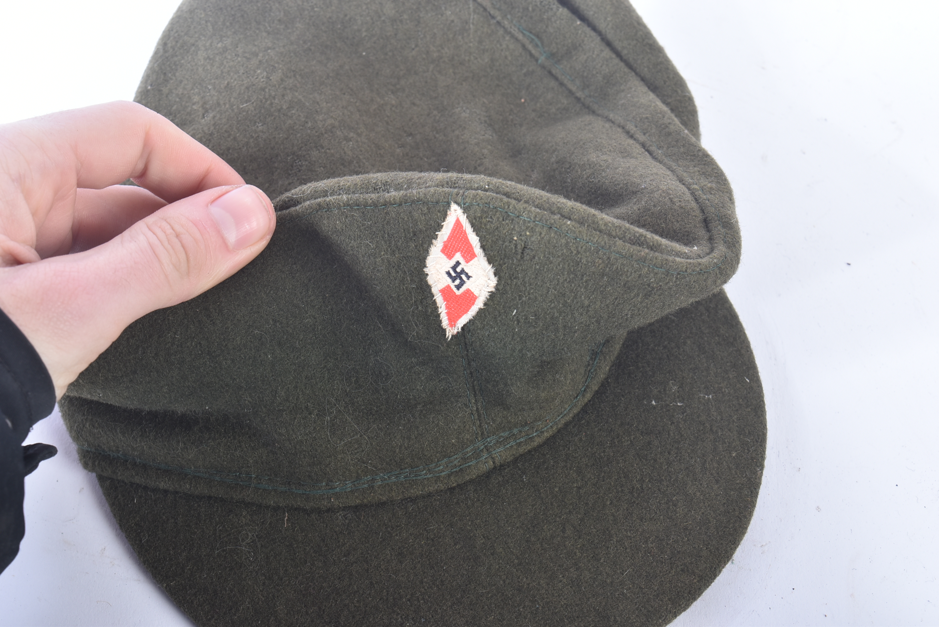 SECOND WORLD WAR HITLER YOUTH CAP & REICH PROTECTION LEAGUE ARMBAND - Image 4 of 5