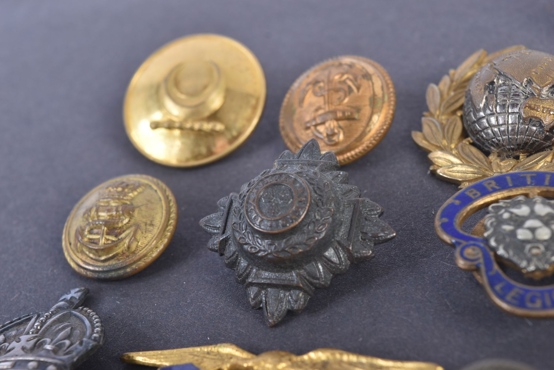 MILITARY BUTTONS, BADGES, CAP BADGES & MORE - Image 7 of 7