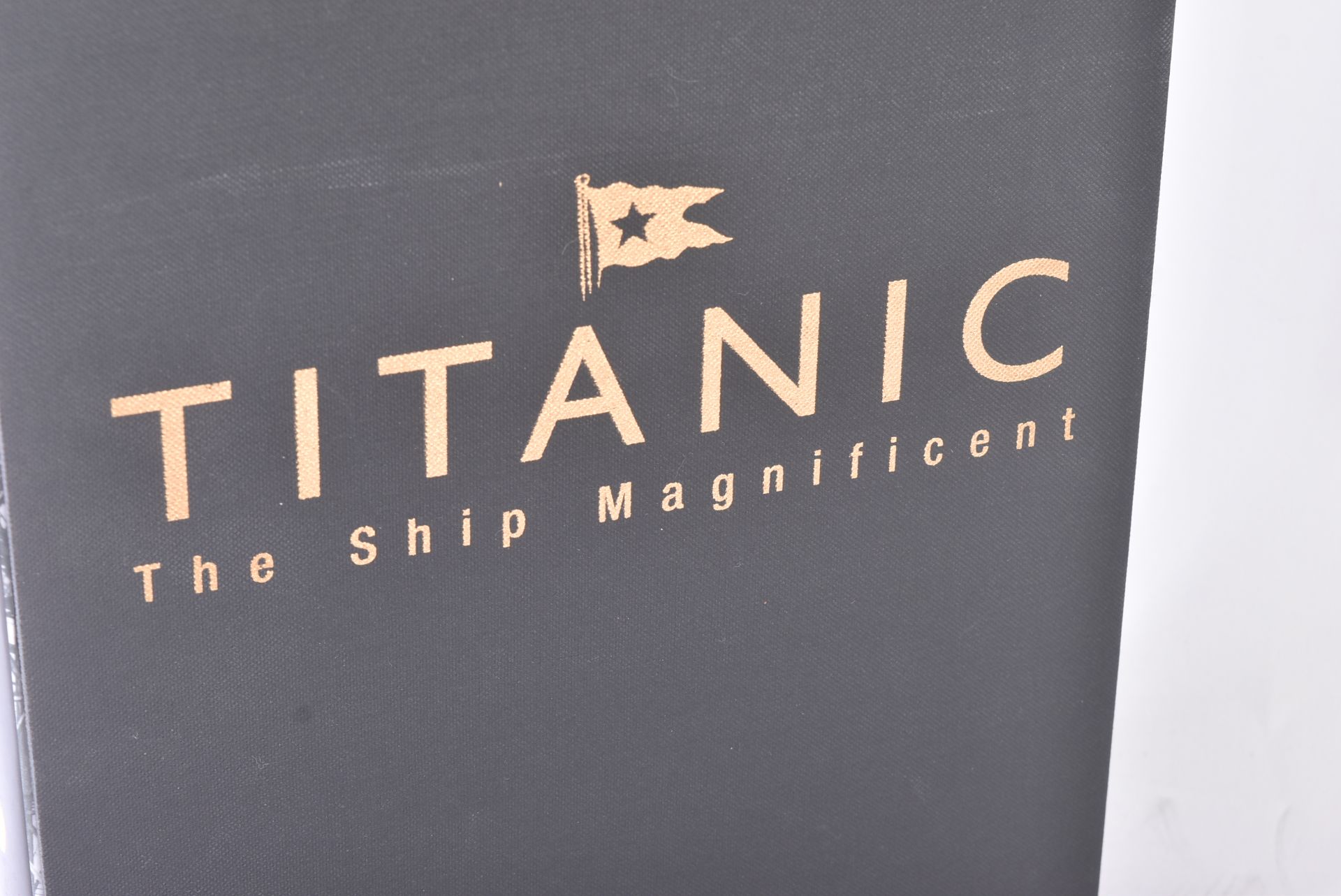 RMS TITANIC - THE SHIP MAGNIFICENT - THE HISTORY PRESS - Image 3 of 5