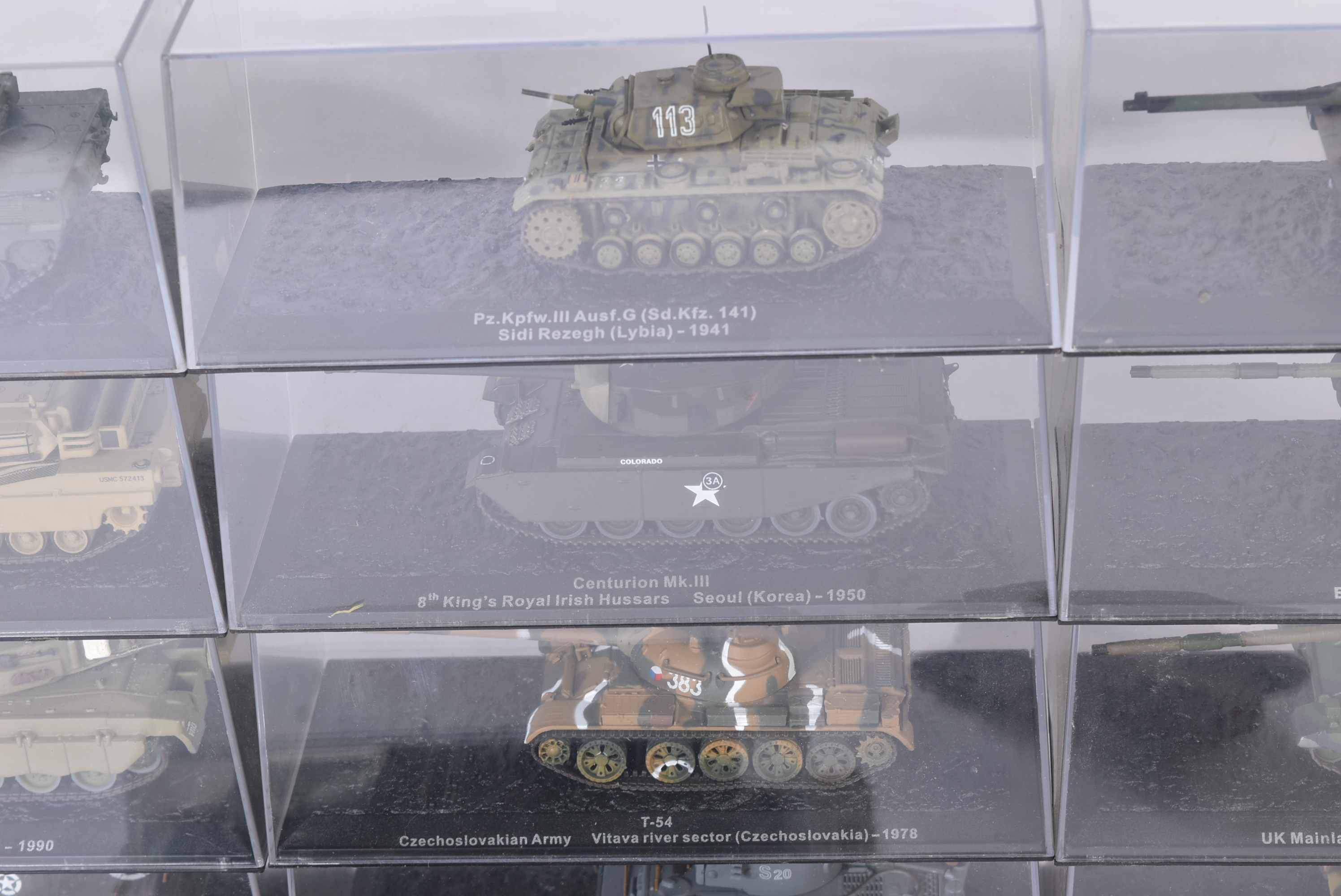 COLLECTION OF ASSORTED MILITARY TANK MODELS - Image 8 of 10