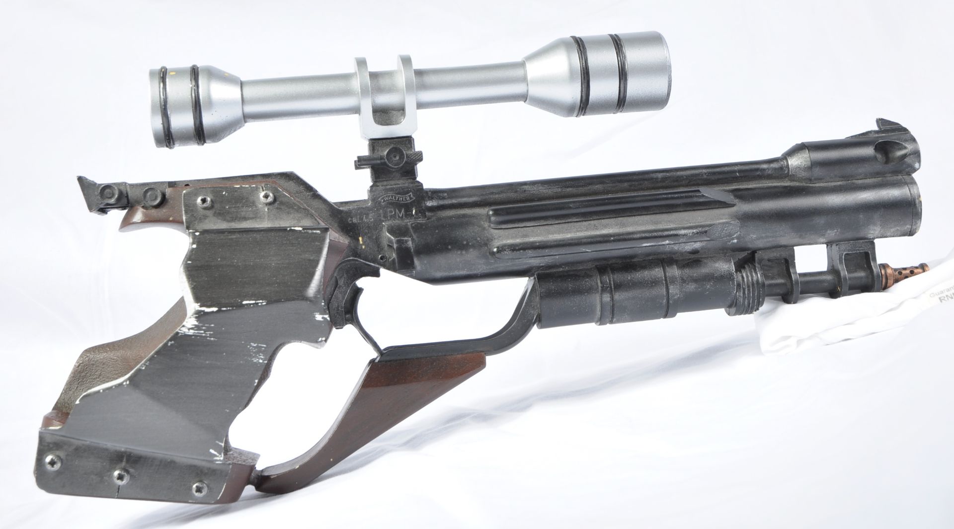 STAR WARS: THE PHANTOM MENACE (1999) - PROP NABOO BLASTER - Bild 2 aus 20