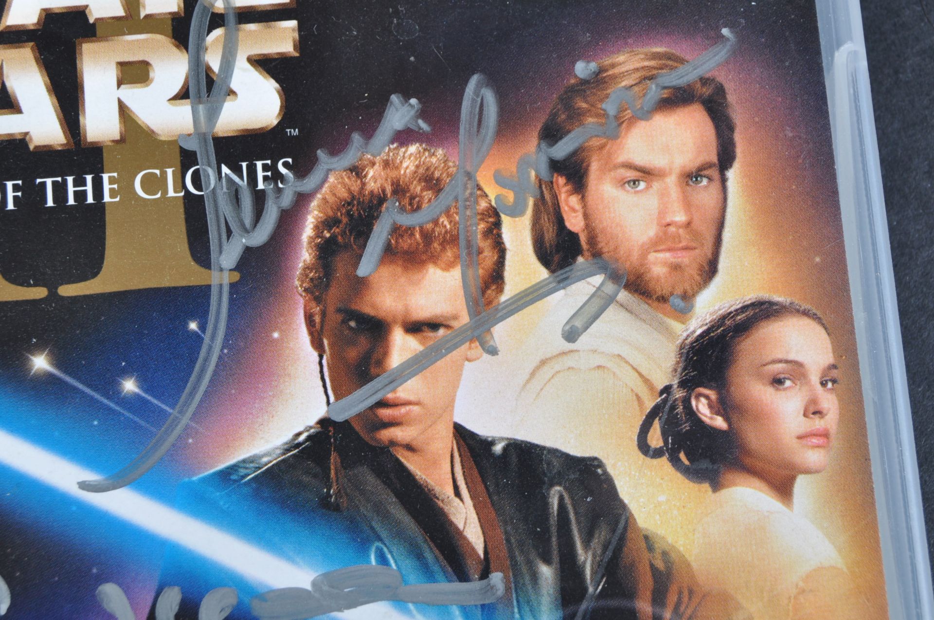 STAR WARS - EPISODE II - MULTI-SIGNED DVD - Bild 2 aus 3