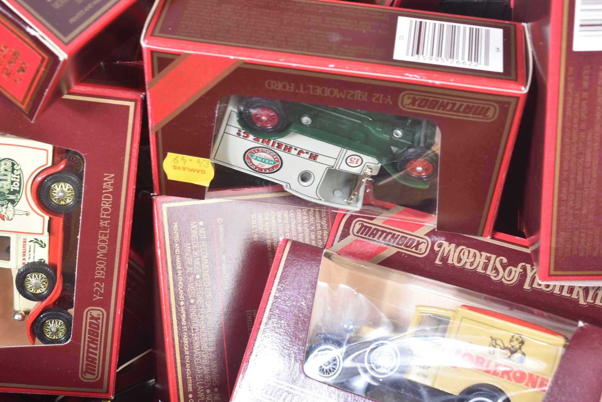 LARGE COLLECTION OF MATCHBOX MODELS OF YESTERYEAR DIECAST - Image 7 of 8