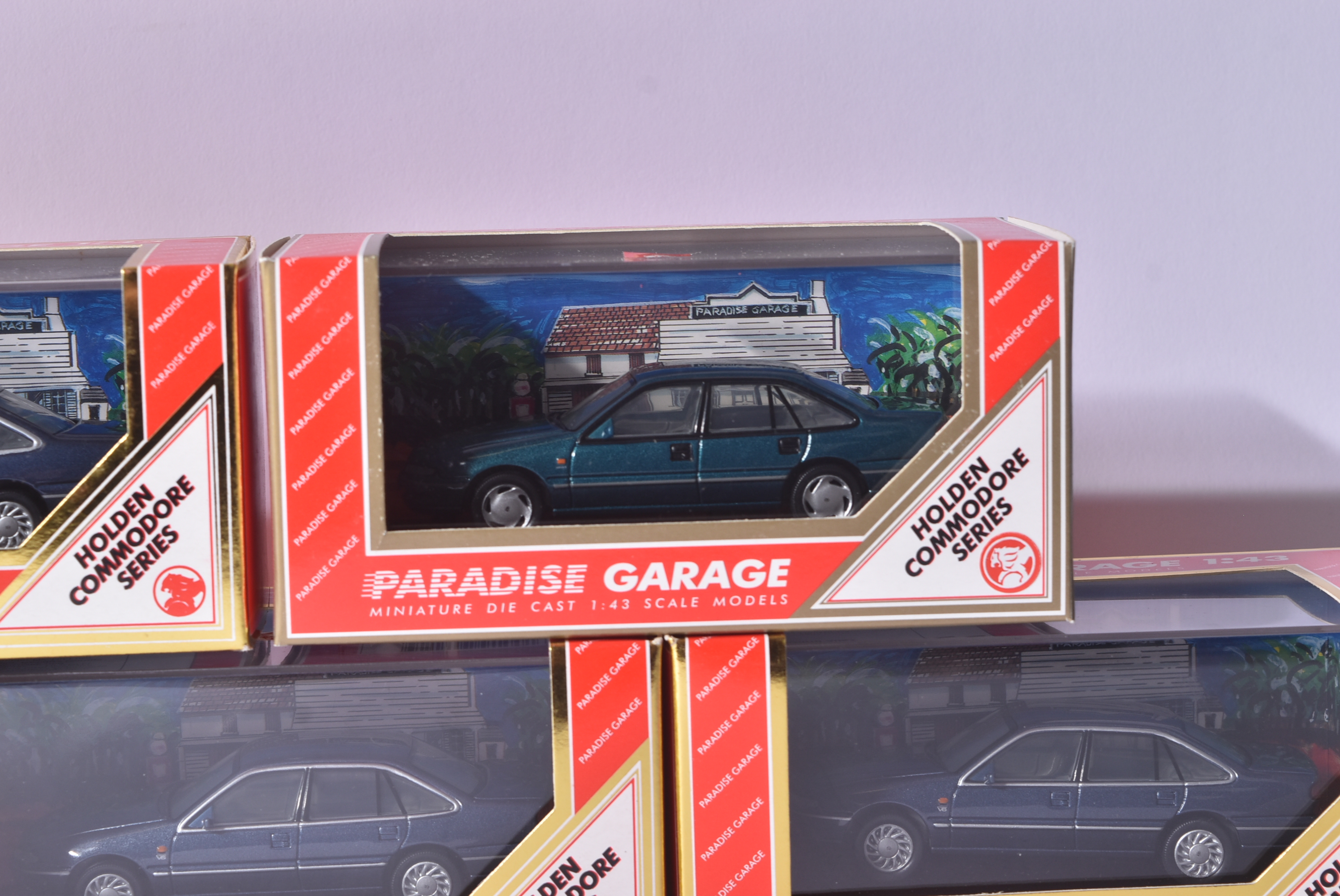 PARADISE GARAGE - 1/43 SCALE PRECISION DIECAST MODELS - Image 5 of 6