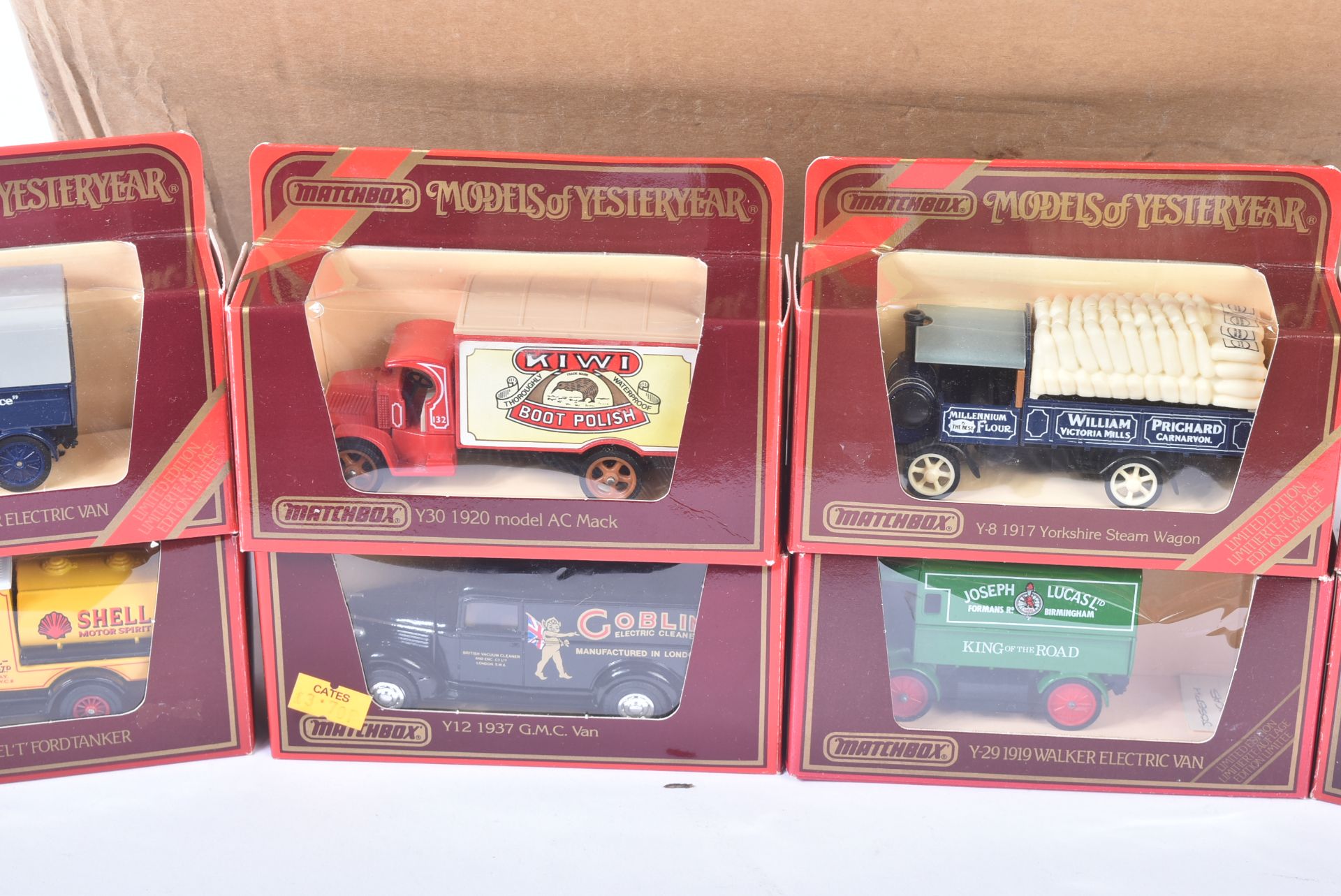 LARGE COLLECTION OF MATCHBOX MODELS OF YESTERYEAR DIECAST - Image 3 of 8