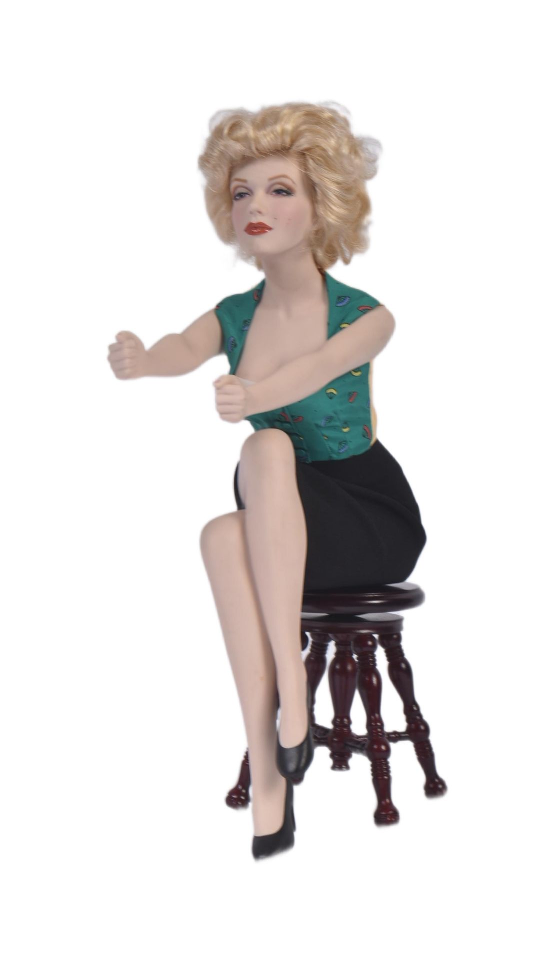 FRANKLIN MINT MARILYN MONROE PORCELAIN DOLL