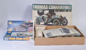 COLLECTION OF VINTAGE PLASTIC MODEL KITS