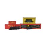 COLLECTION OF TRIANG HORNBY OO GAUGE MODEL RAILWAY LOCOMOTIVES