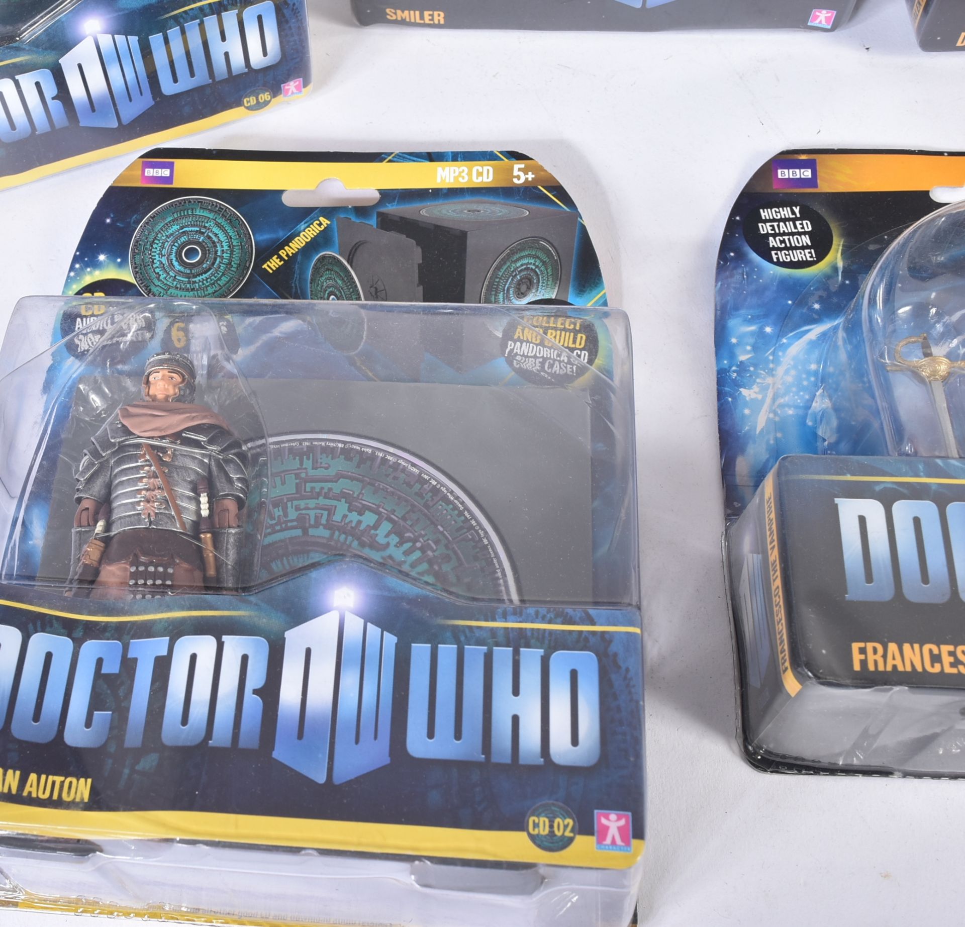 DOCTOR WHO - COLLECTION OF ASSORTED ACTION FIGURES - Image 5 of 6