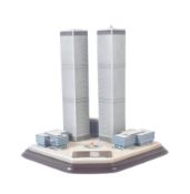 DANBURY MINT TWIN TOWERS COMMEMORATIVE WORLD TRADE CENTRE MODEL