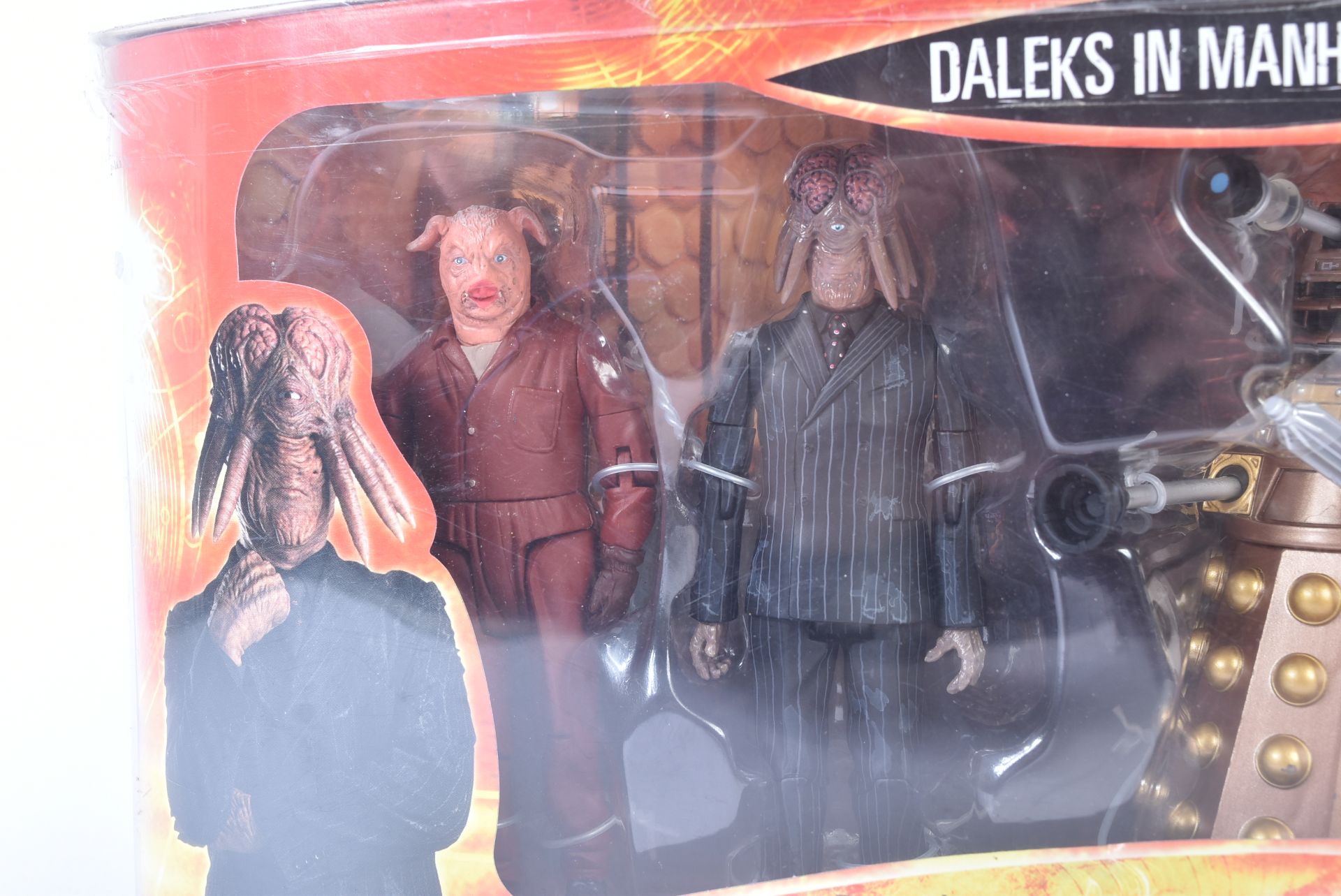 DOCTOR WHO - CHARACTER OPTIONS - TWO ACTION FIGURE SETS - Image 2 of 6