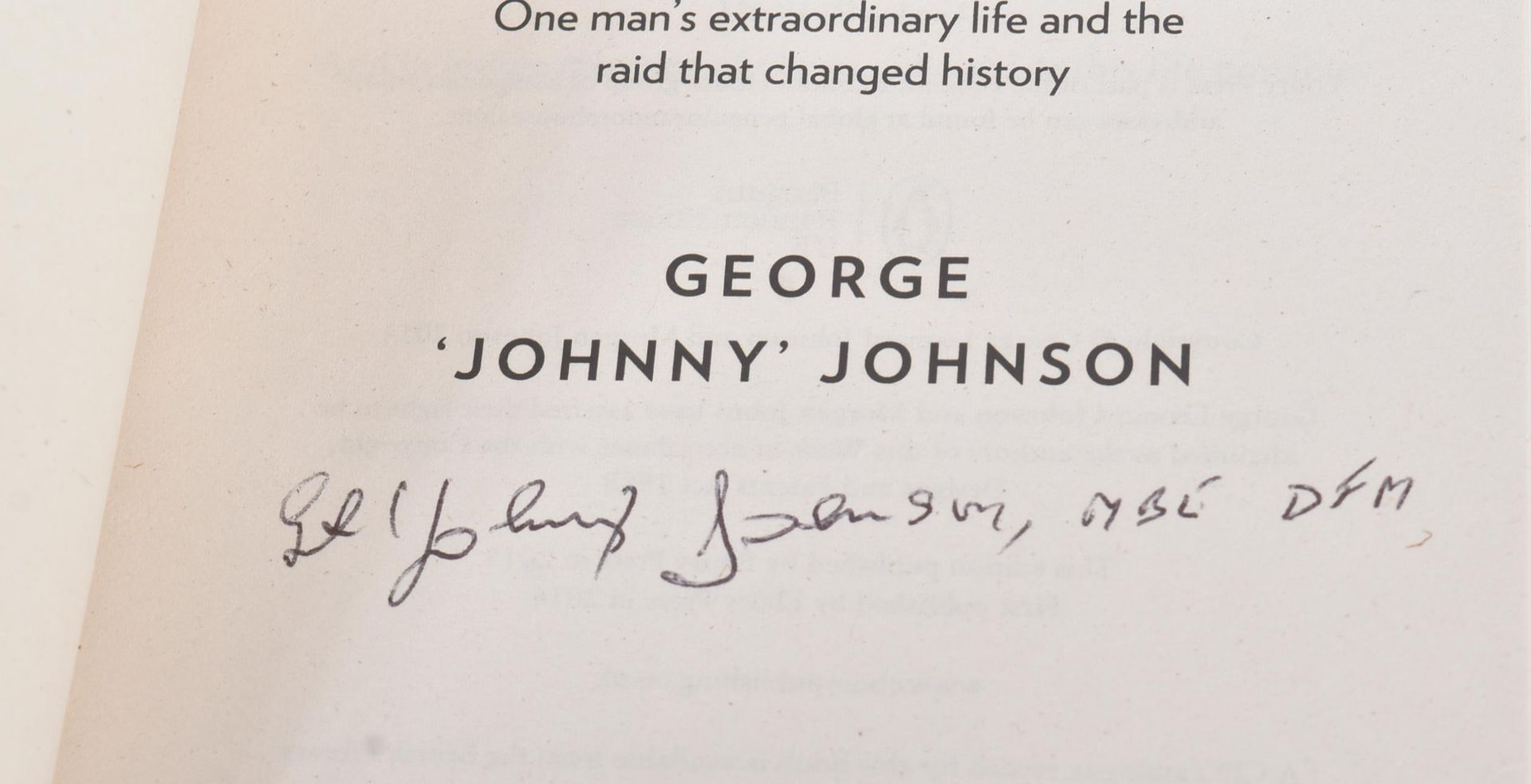 DAMBUSTERS - GEORGE JOHNNY JOHNSON (D.2022) - SIGNED BOOK - Bild 3 aus 3