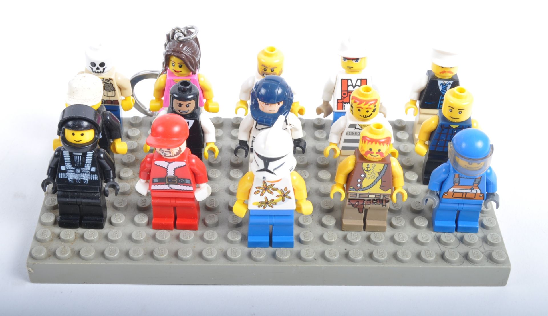 COLLECTION OF LEGO MINI FIGURES - Image 3 of 5