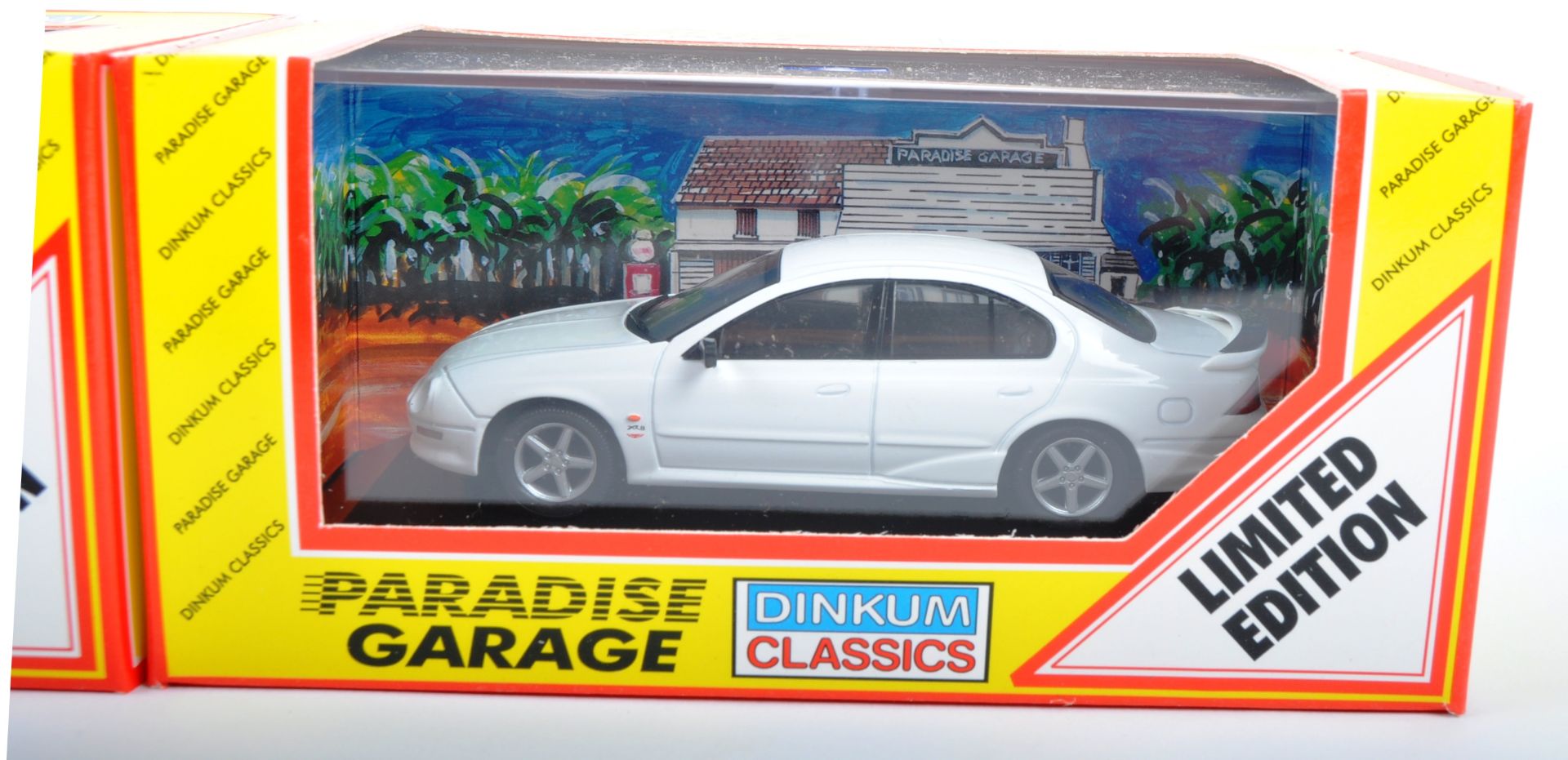 ASSORTED DINKUM CLASSICS 1/43 SCALE DIECAST MODEL - Image 5 of 5