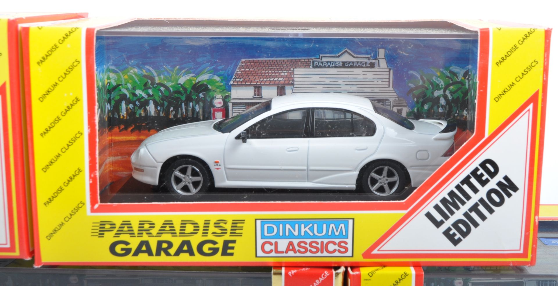 ASSORTED DINKUM CLASSICS 1/43 SCALE DIECAST MODEL - Image 3 of 5