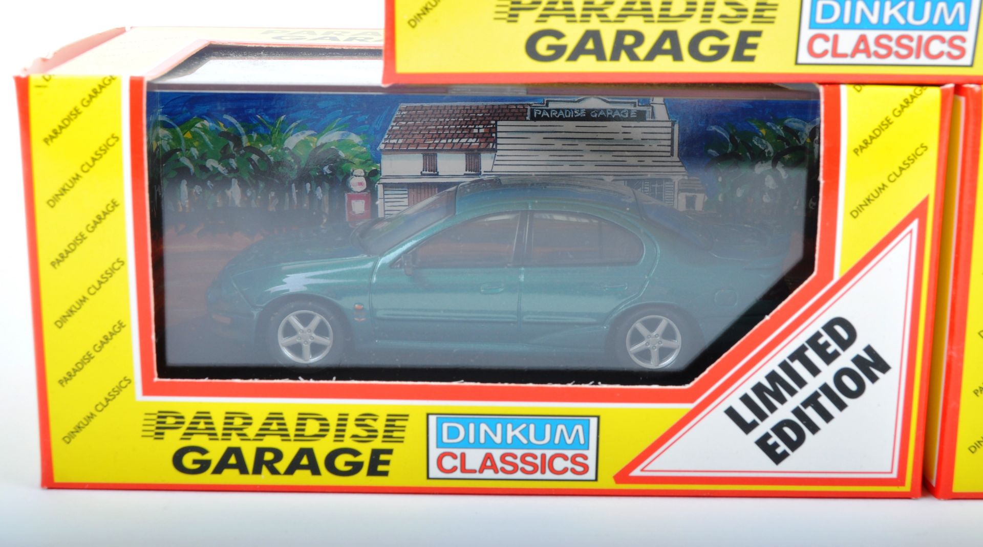 ASSORTED DINKUM CLASSICS 1/43 SCALE DIECAST MODEL - Image 4 of 5