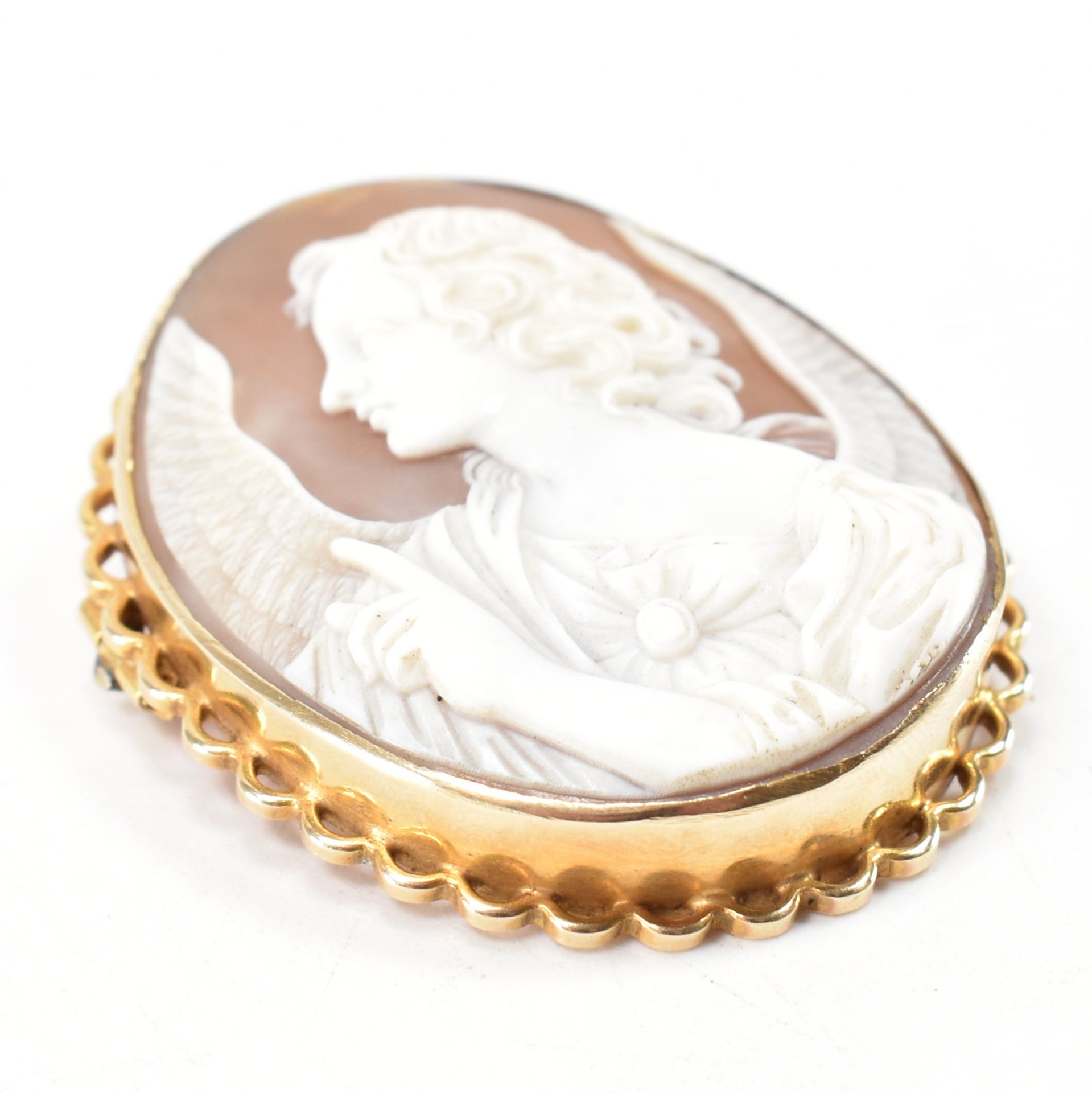 20TH CENTURY GOLD MOUNTED CARVED CAMEO BROOCH - Image 3 of 7