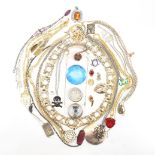 COLLECTION OF ASSORTED COSTUME JEWELLERY