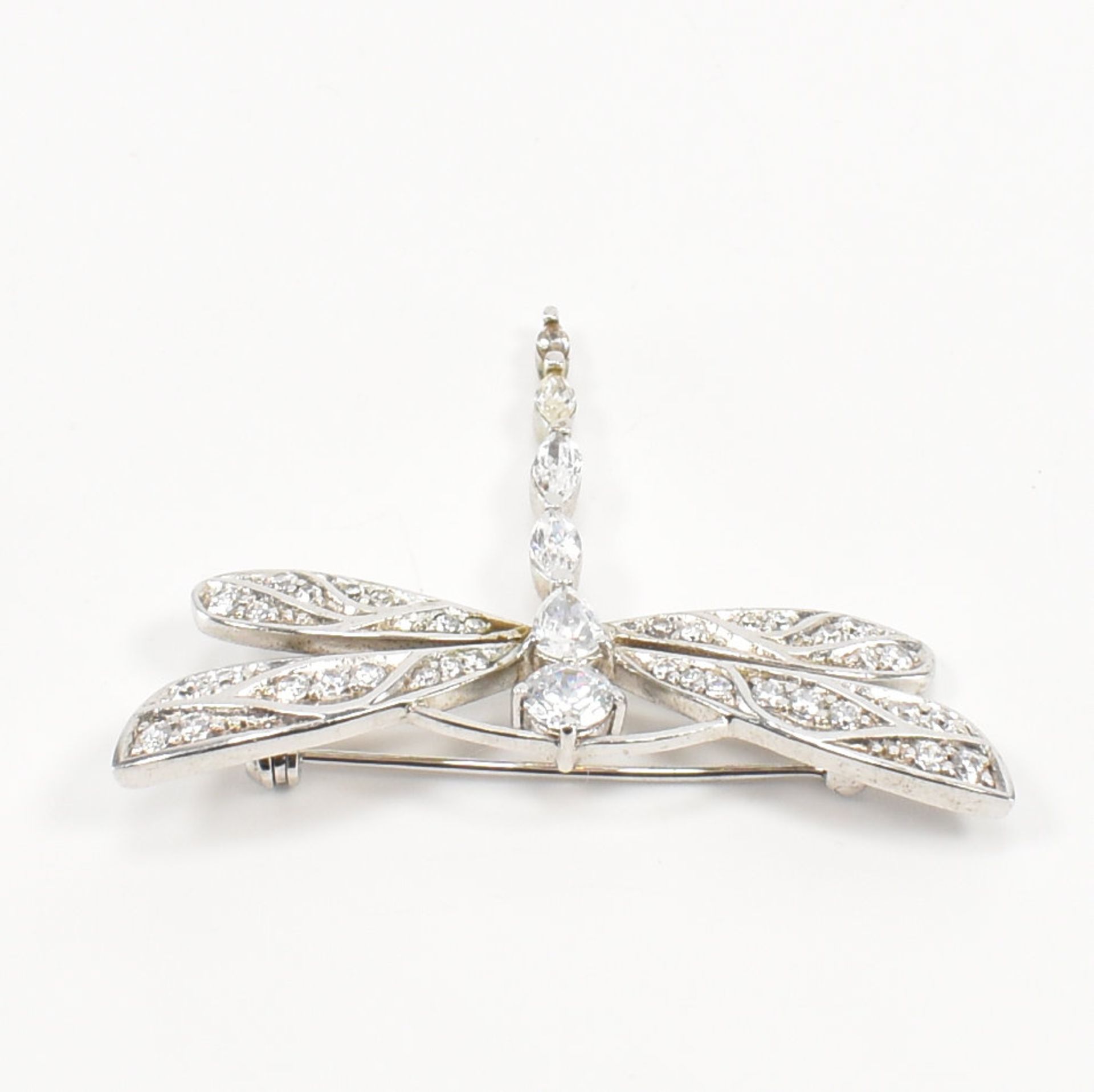 925 SILVER STONE SET DRAGONFLY BROOCH - Image 2 of 6