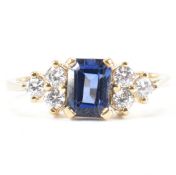 HALLMARKED 9CT GOLD SYNTHETIC SAPPHIRE & CZ THREE STONE RING
