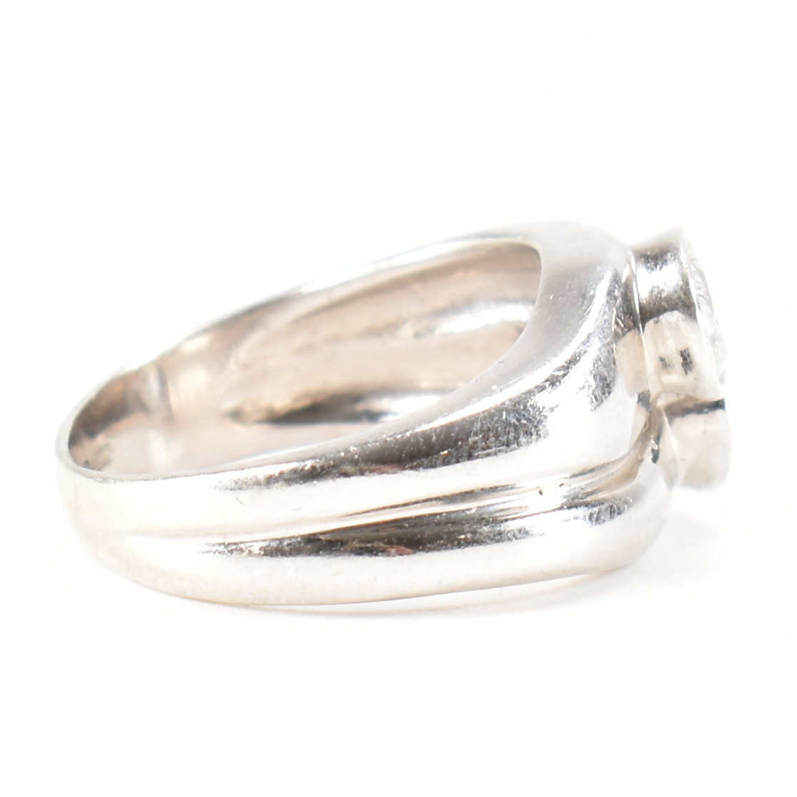 HALLMARKED 9CT WHITE GOLD & CZ RING - Image 5 of 8