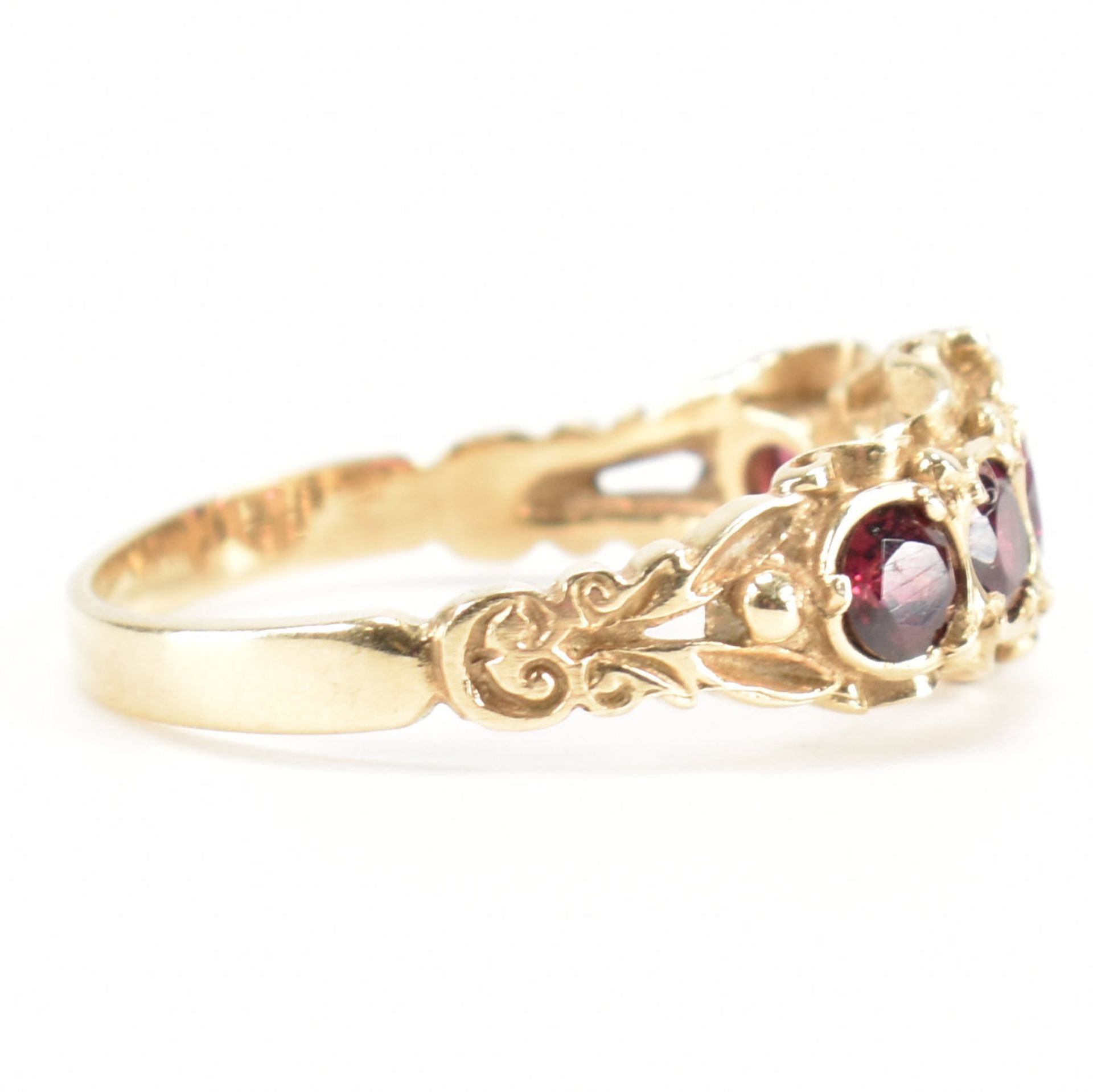 HALLMARKED 9CT GOLD FIVE STONE RING - Image 5 of 8