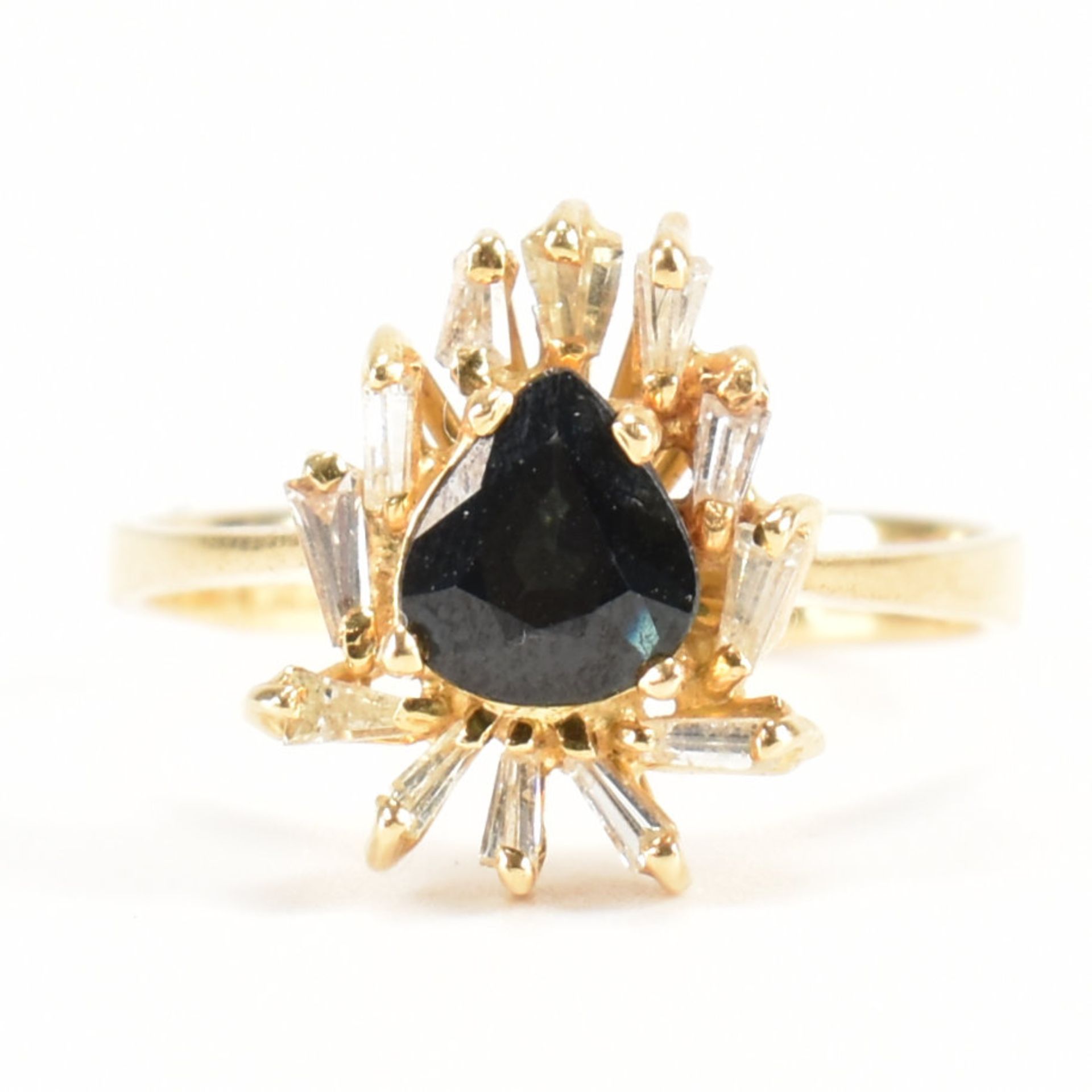 18CT GOLD DIAMOND & BLUE STONE HALO RING