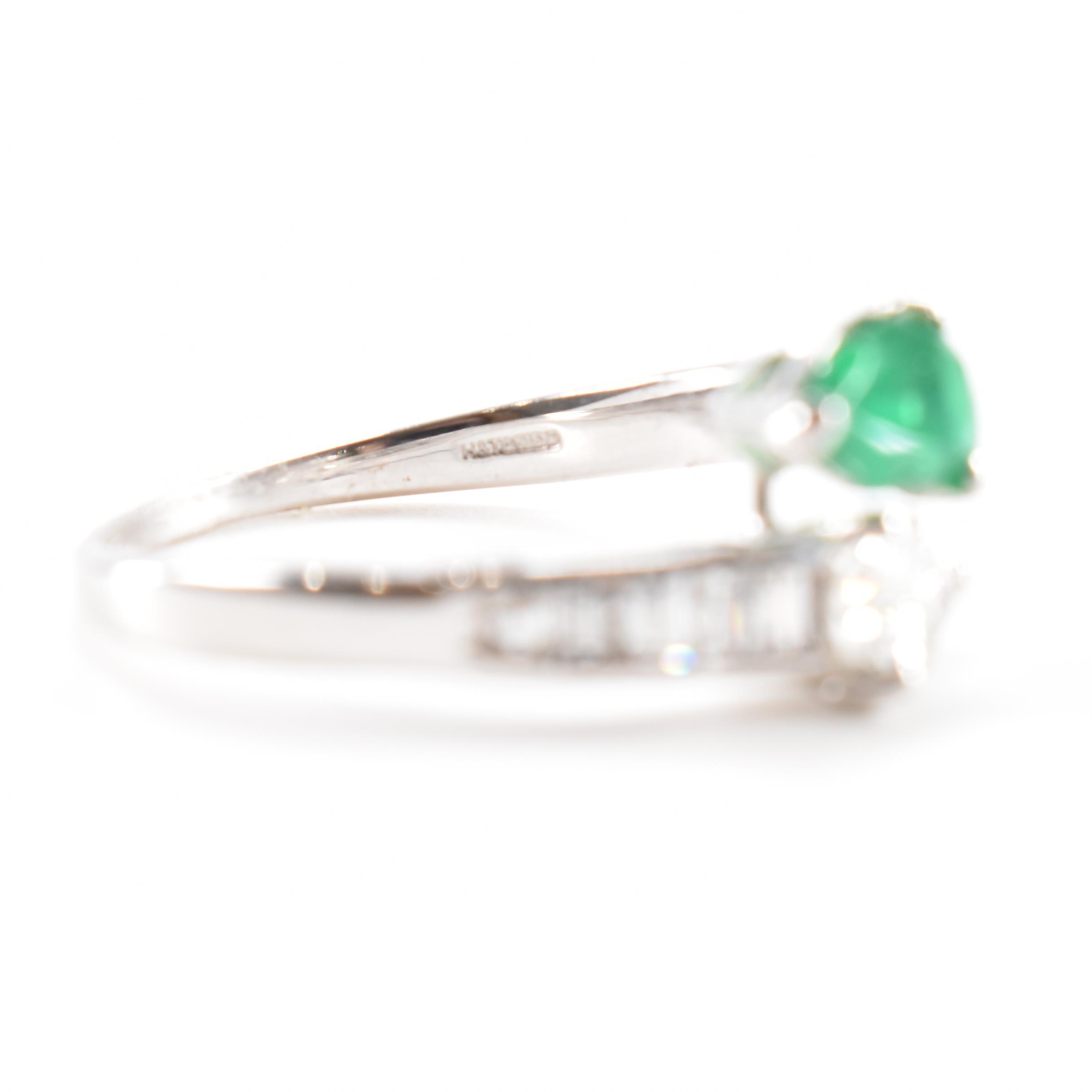 HALLMARKED 18CT WHITE GOLD EMERALD & DIAMOND RING - Image 7 of 8