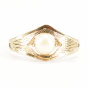 HALLMARKED VINTAGE 9CT GOLD & PEARL SOLITAIRE RING