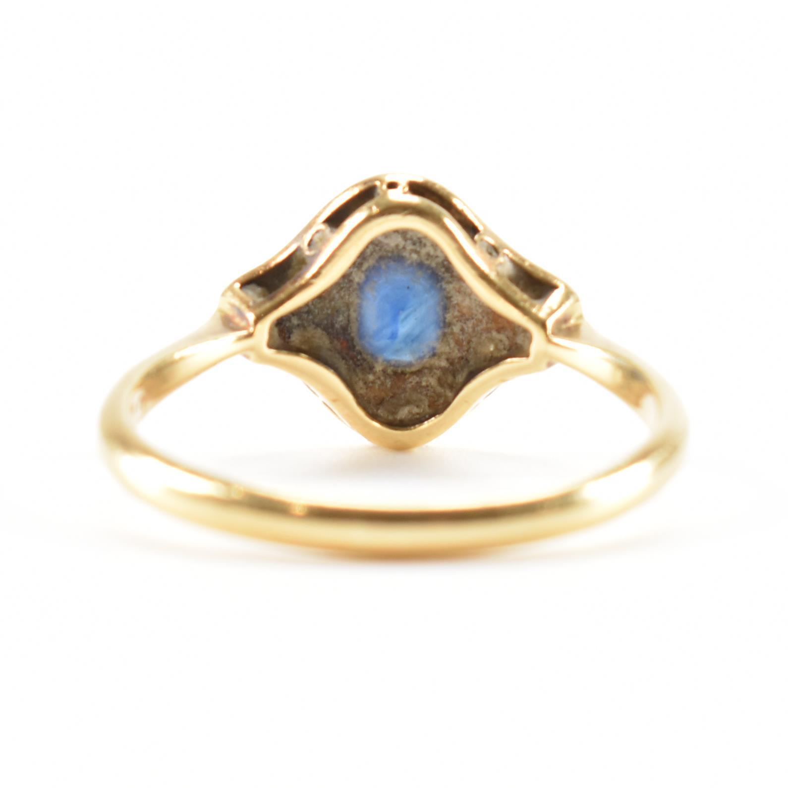 1920s 18CT GOLD PLATINUM DIAMOND & SAPPHIRE RING - Image 4 of 10