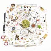 COLLECTION OF ASSORTED VINTAGE & LATER COSTUME JEWELLERY