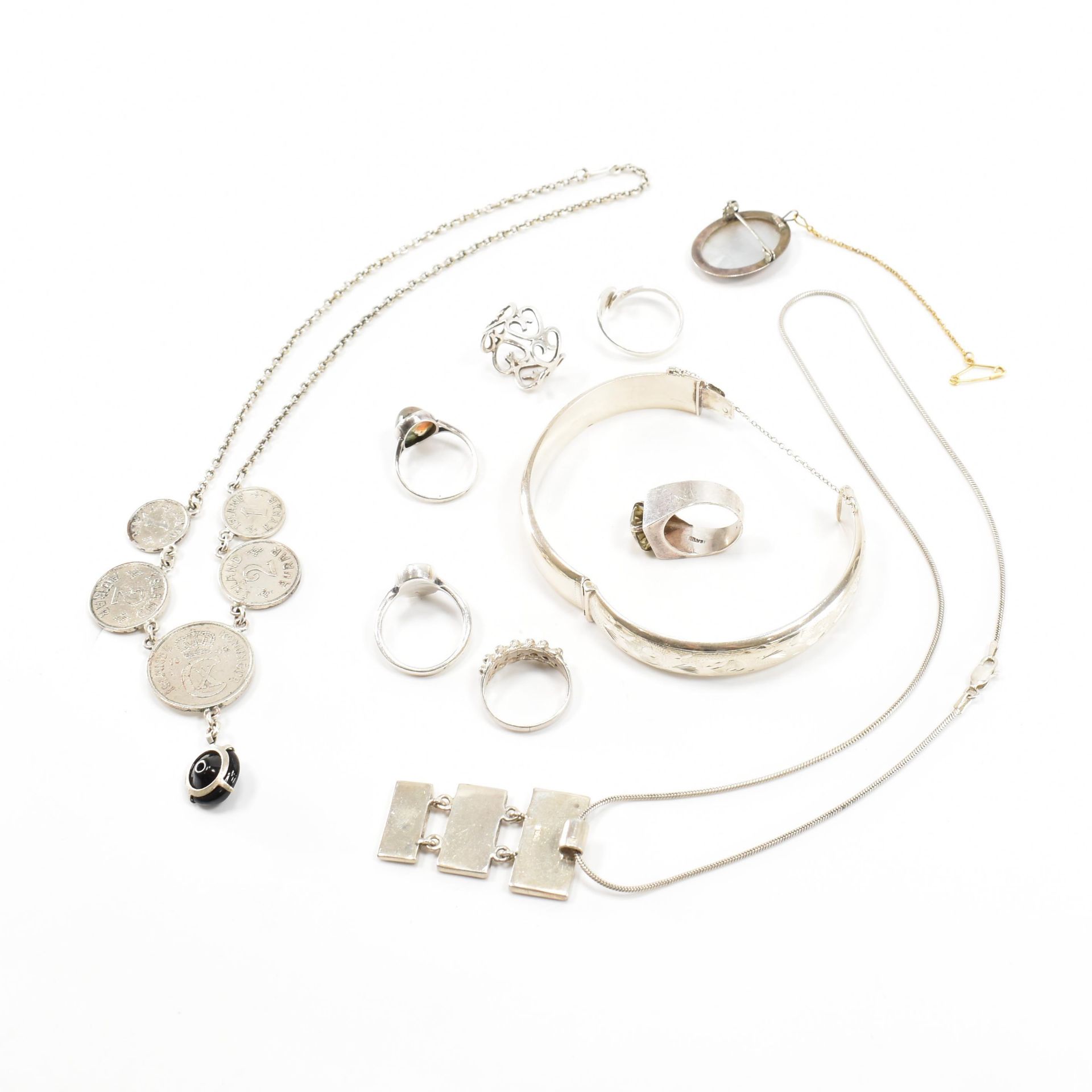 ASSORTED SILVER JEWELLERY - RING, BRACELET, NECKLACE - Image 3 of 6