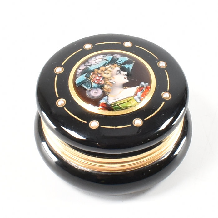 FRENCH 18CT GOLD PEARL ENAMEL PILL BOX