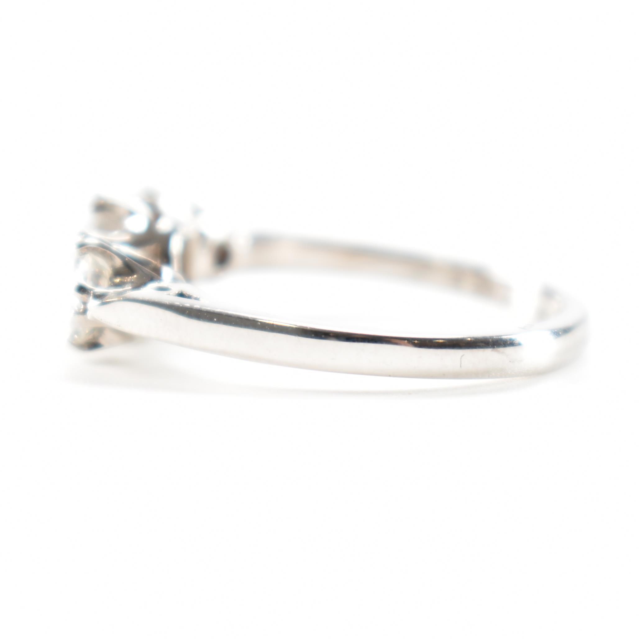 WHITE GOLD & DIAMOND THREE STONE RING - Image 3 of 8