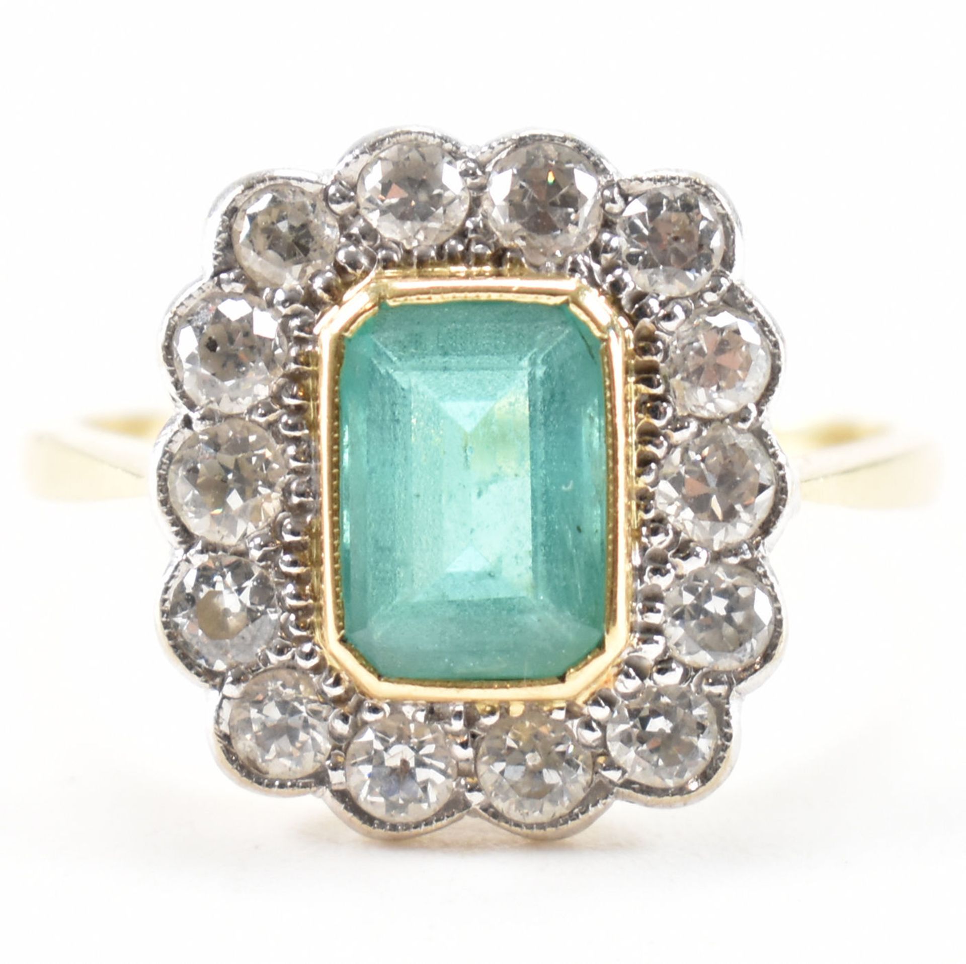 GOLD EMERALD & DIAMOND RING