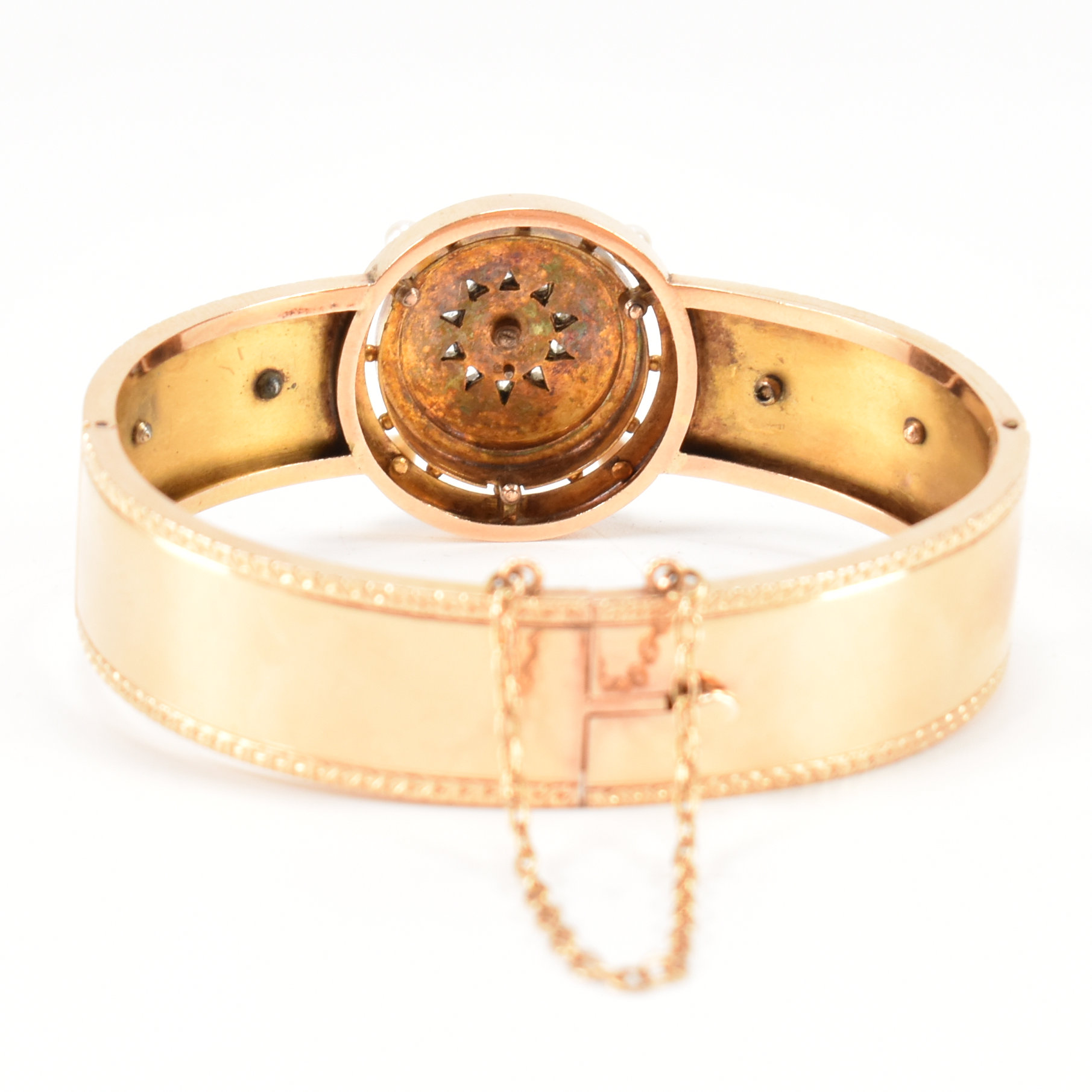 19TH CENTURY GOLD DIAMOND & PEARL BANGLE - Image 4 of 10