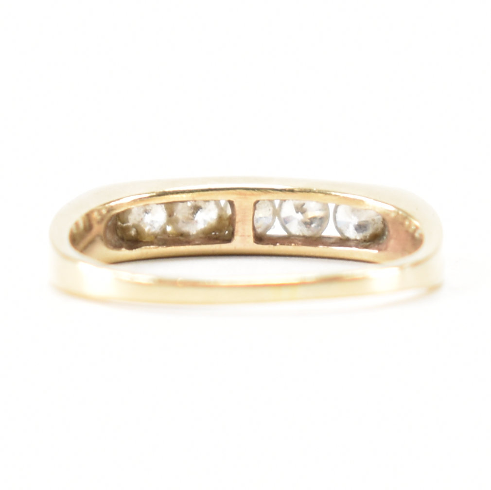 HALLMARKED 9CT GOLD FIVE STONE RING - Image 3 of 9