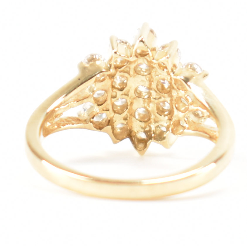 HALLMARKED 9CT GOLD CZ CLUSTER RING - Image 3 of 8